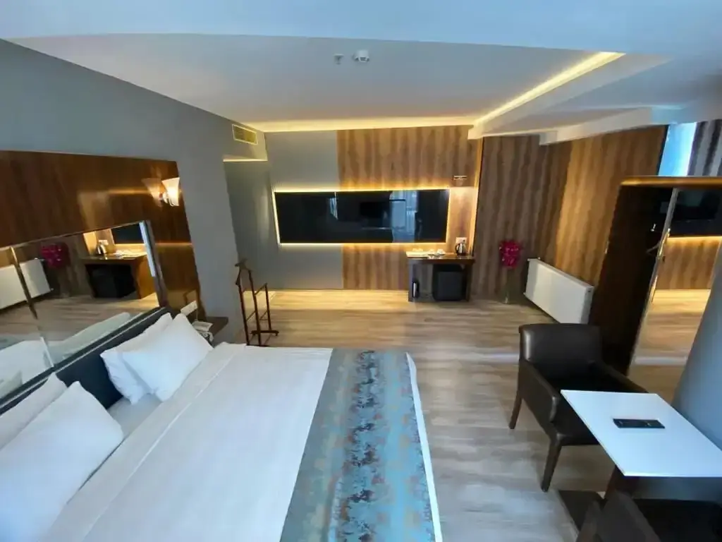 Усак: Usak Yucel Hotel