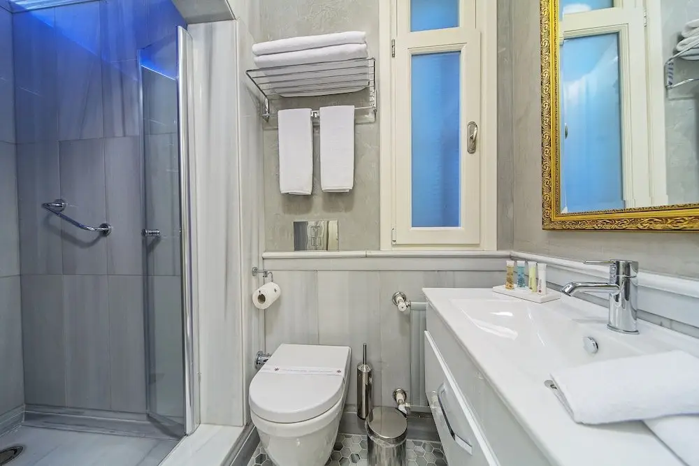 Стамбул: Sophisticatedly Decorated 2 Bedroom Apartment in Galata