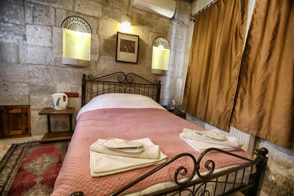 Гёреме: Göreme Cave Suites