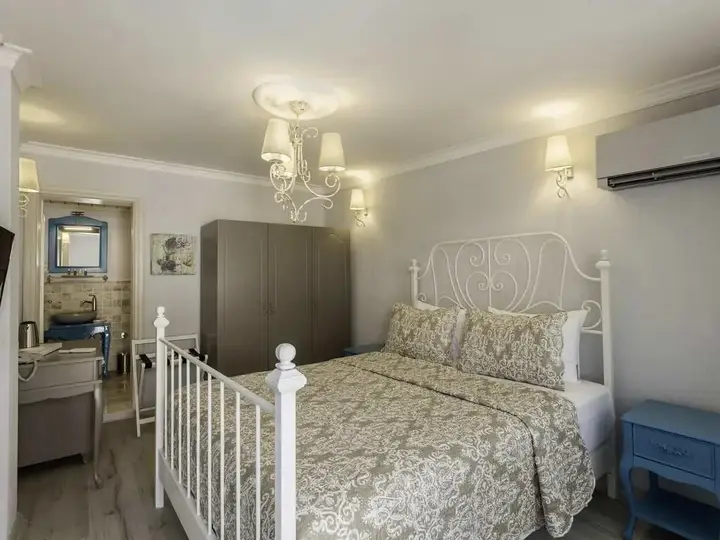 Айвалык: Karamela Otel