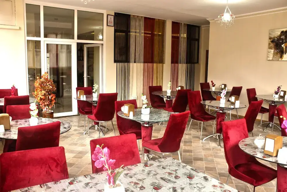 Анкара: Hotel Kayra