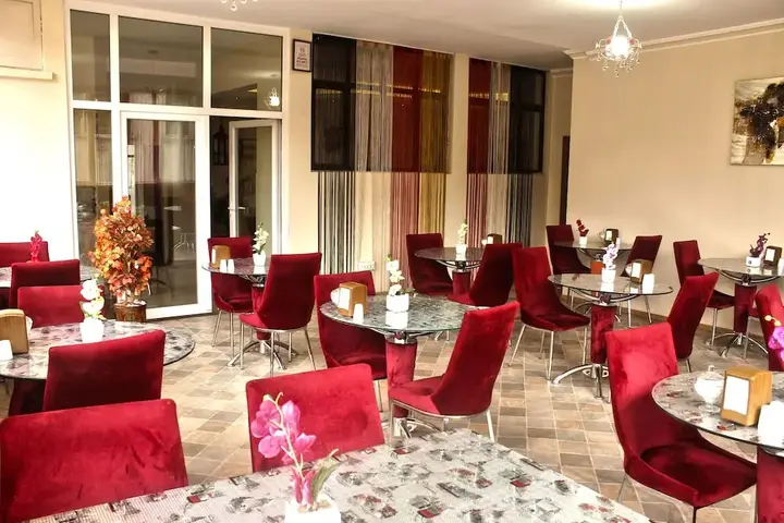 Анкара: Hotel Kayra