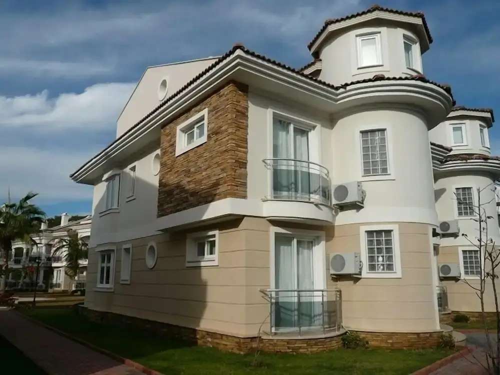 Golden Life Blue Green Residence — фото 1