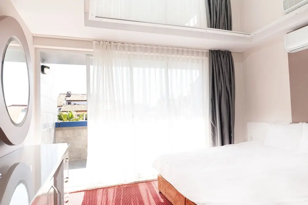 Анталья: IS Hotel