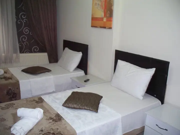 Чешмели: Gozde Pansiyon Otel