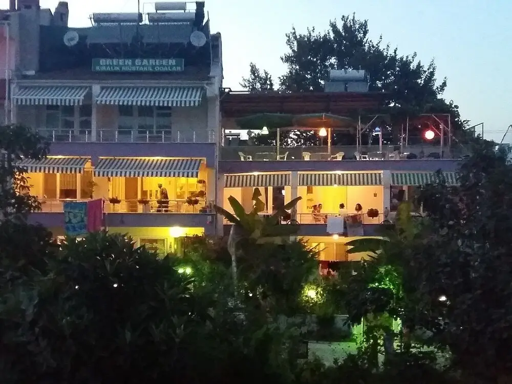 Текирдаг: Kumbağ Green Garden Pansiyon