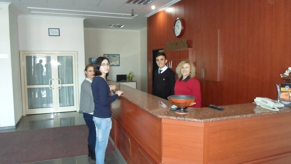 Гузеляли: Canakkale Uygulama Oteli