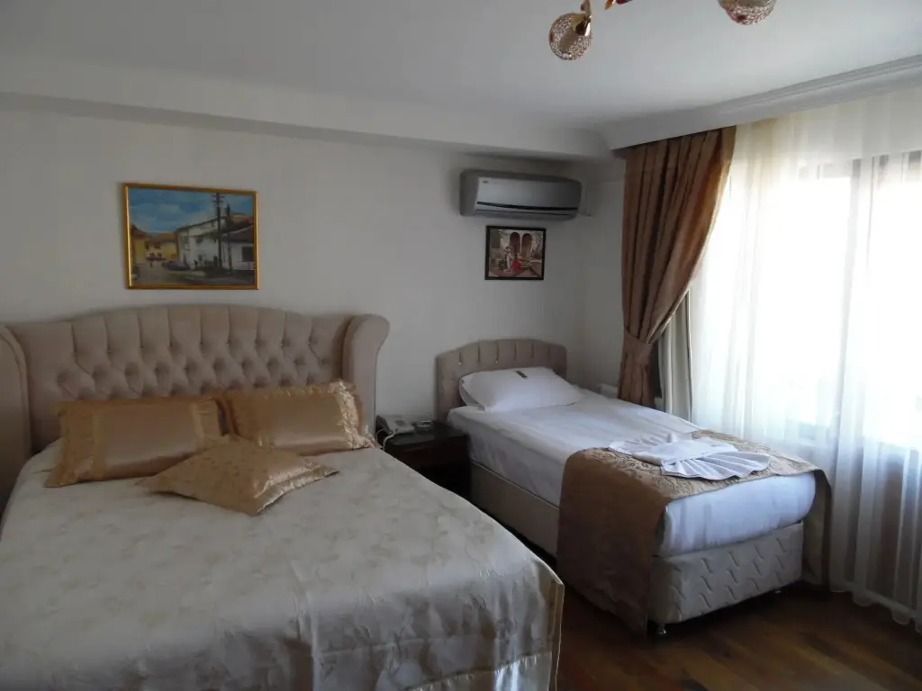 Анкара: Hotel Ankatra