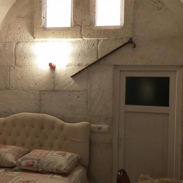 Улашли: Ulas Cave Hotel