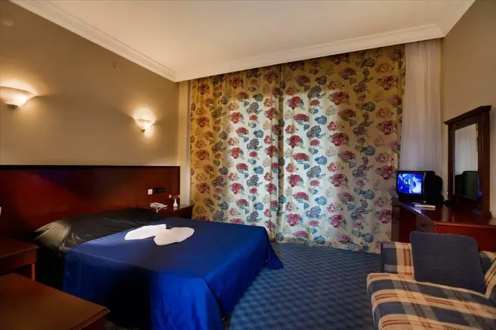 Кемер: Club Hotel Mira