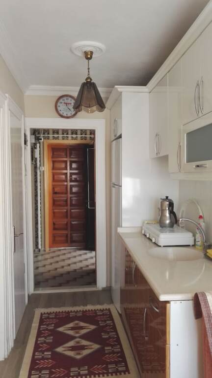 Гюмюльдур: Motel Birsin