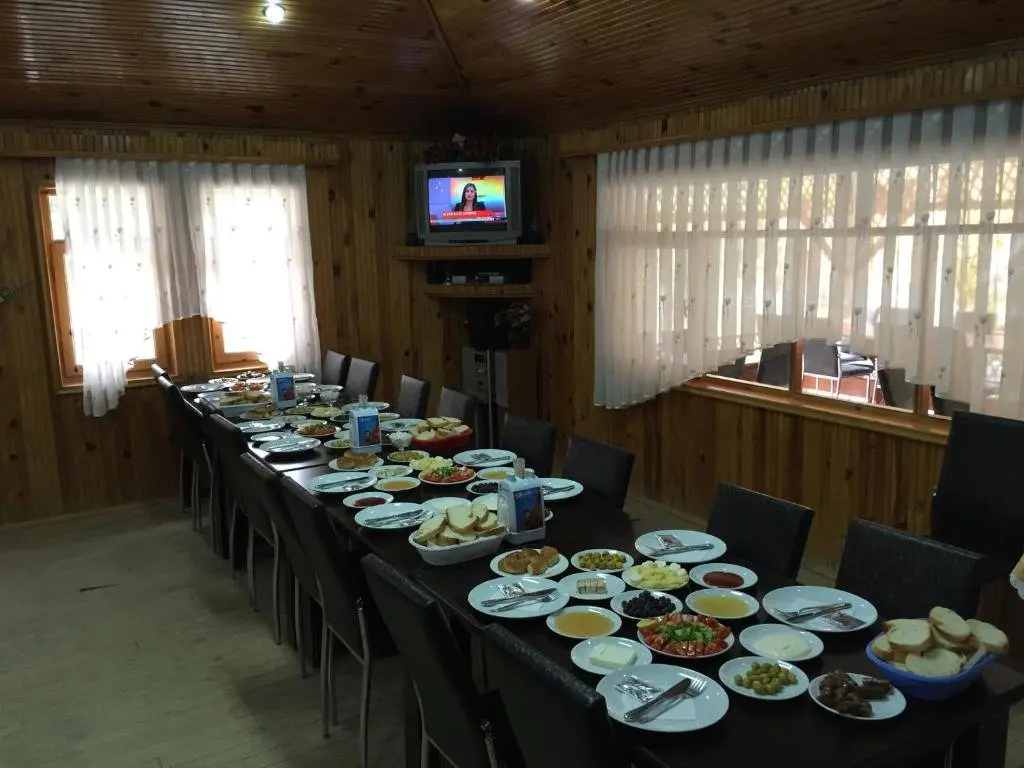 Бостанки: Agara Pansiyon