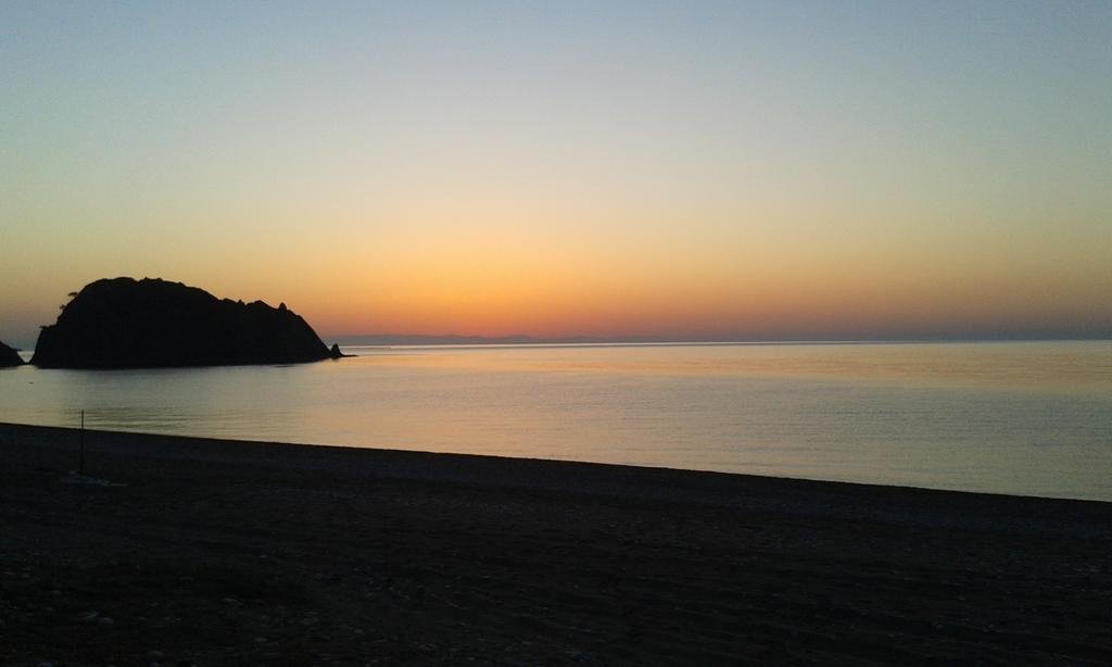 Чиралы: Villa Halil Bungalow