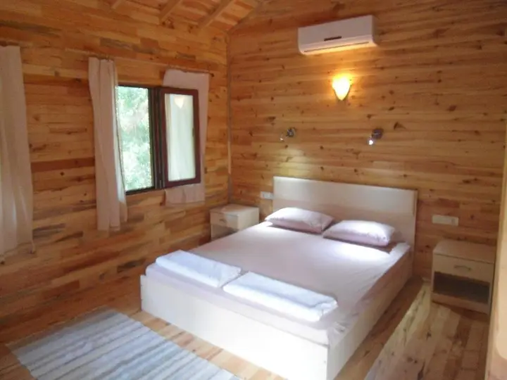 Чиралы: Villa Halil Bungalow