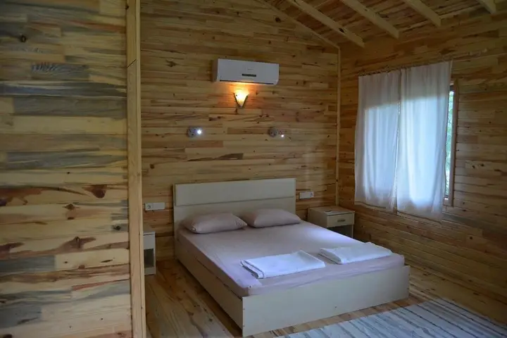 Чиралы: Villa Halil Bungalow