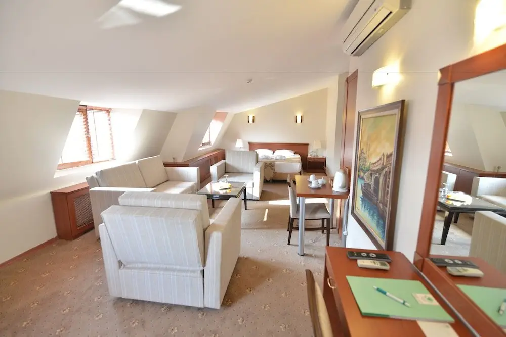Стамбул: Kadikoy Zumrut Hotel
