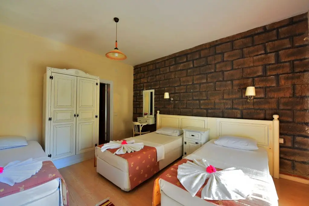 Голькой: Yalim Hotel
