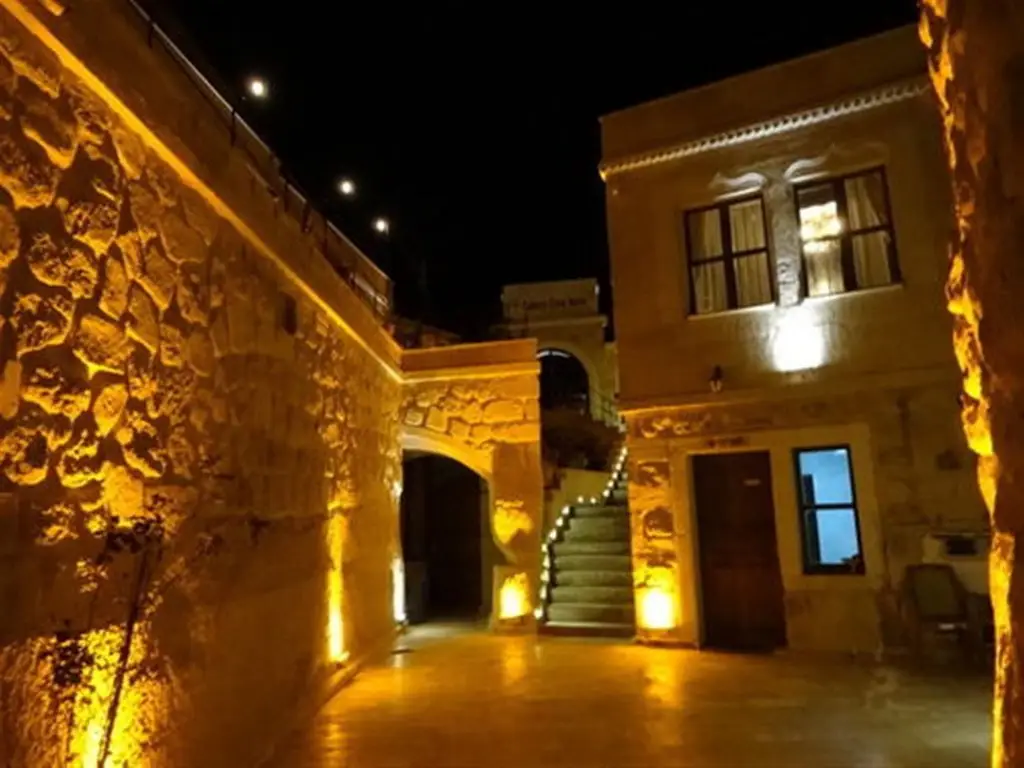 Emit Cave Hotel — фото 1