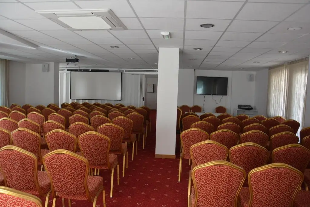 Аксарай: Ahsaray Otel