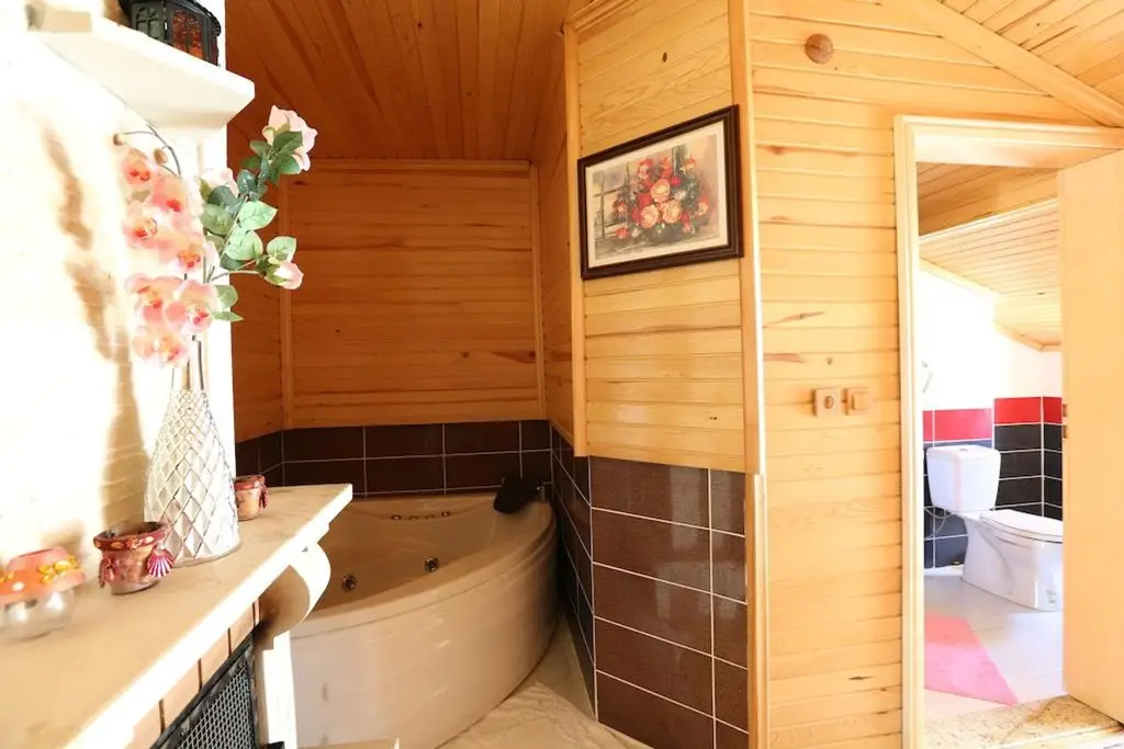 Сайл: Assortie La Villa Hotel