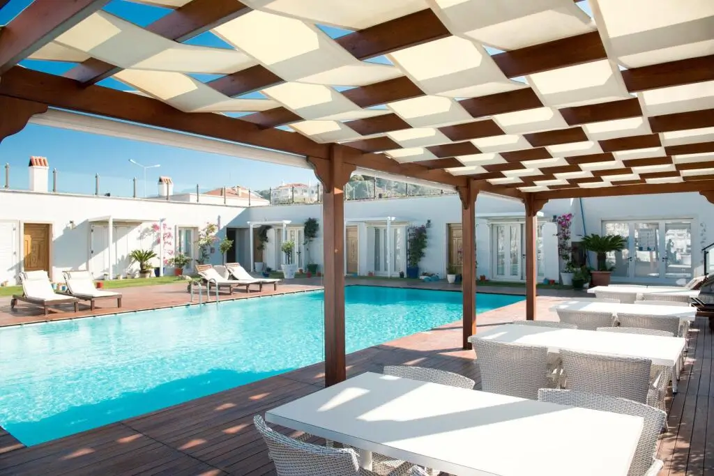 Чешме: Cesme Marina Konukevi