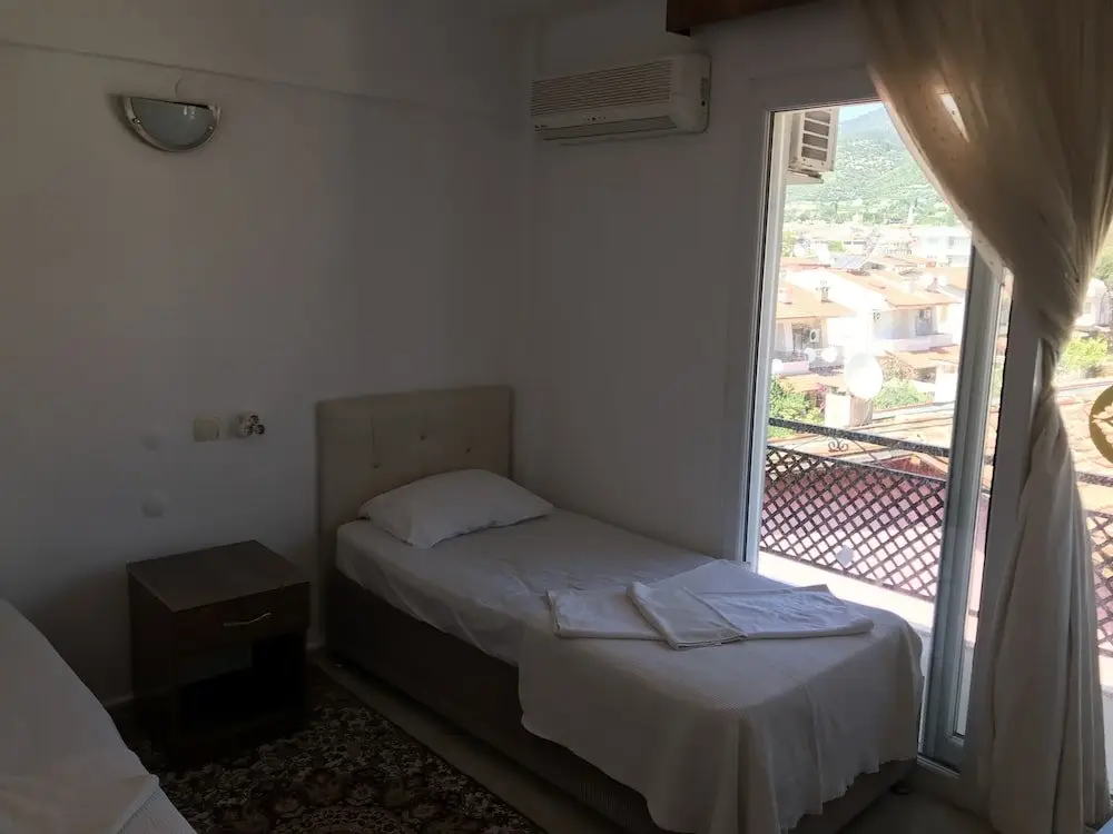 Гюмюльдур: Kartur Hotel
