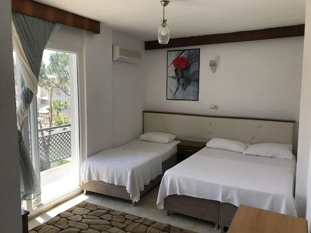 Гюмюльдур: Kartur Hotel