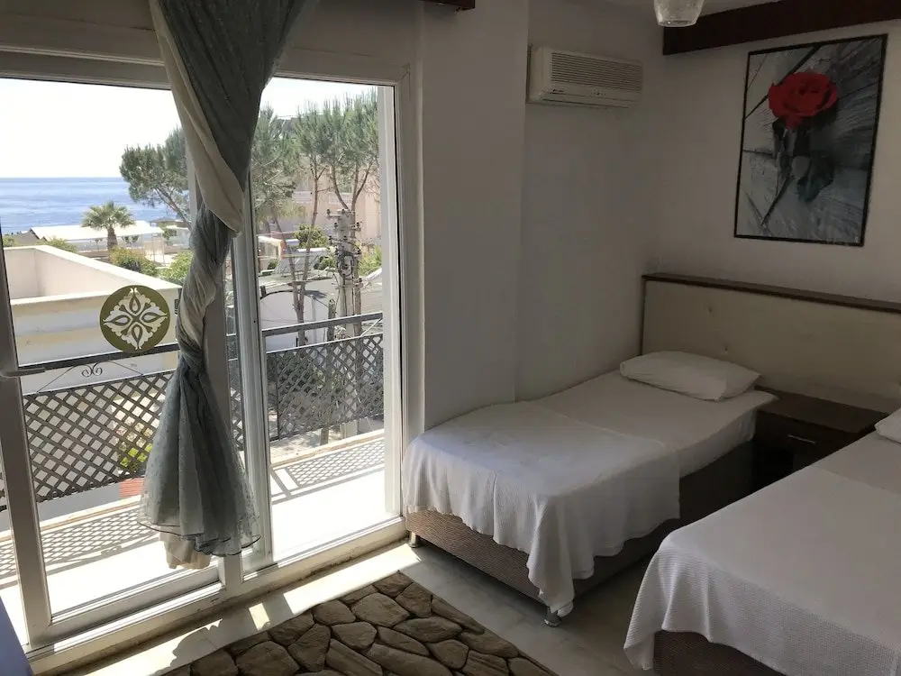 Гюмюльдур: Kartur Hotel