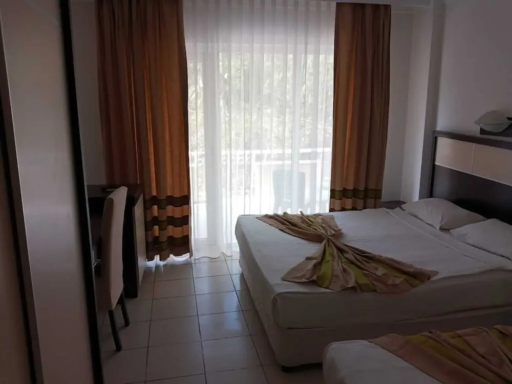Бельдиби: Aquabella Beach Hotel