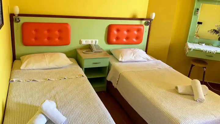 Дальян: Mandalinn Hotel