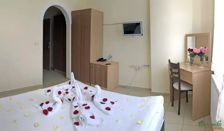 Испарта: Ustundag Otel