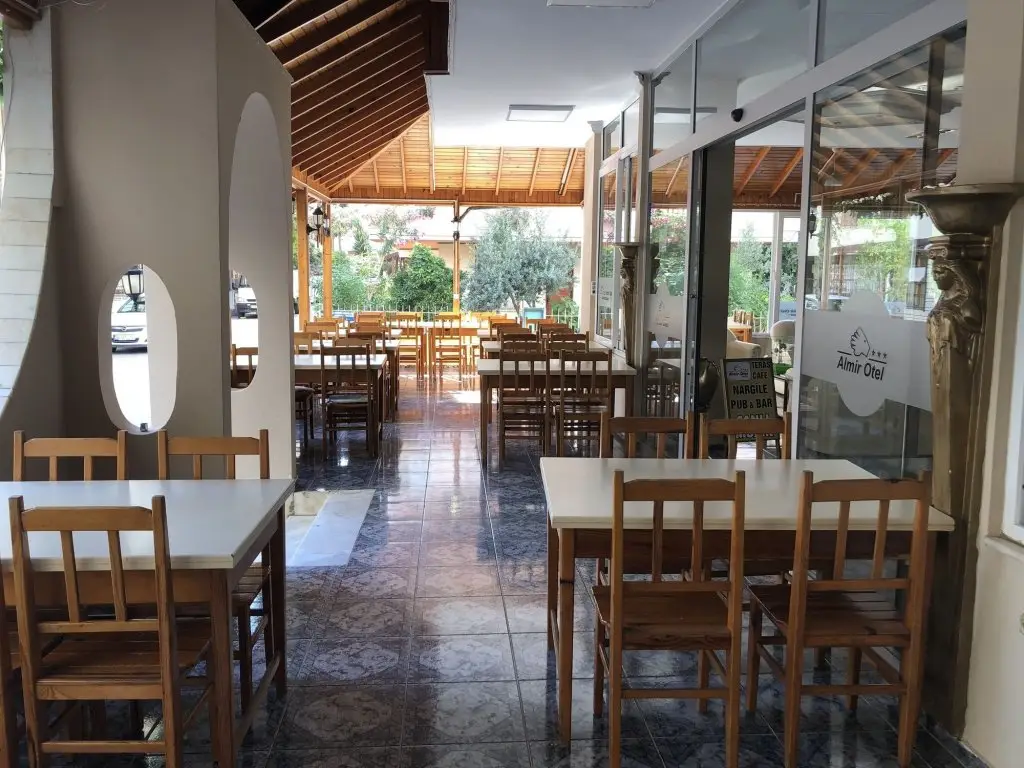 Силифке: Almir Hotel
