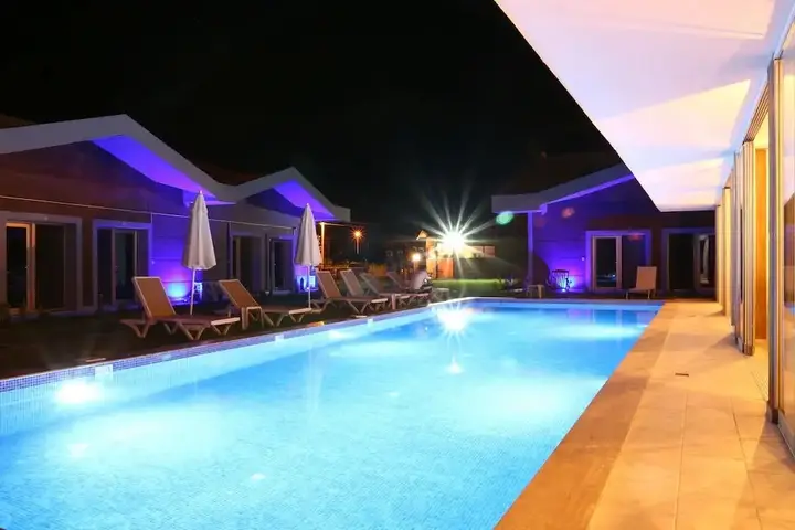 Урла: La Vida Otel
