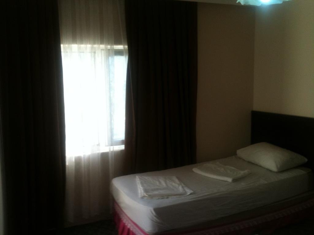 Нохульту: Karadut Pension Nemrut