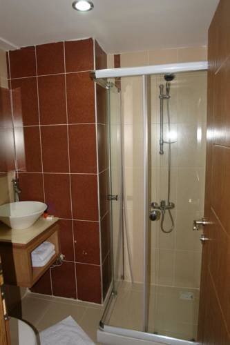 Бостанки: Hotel Almatur