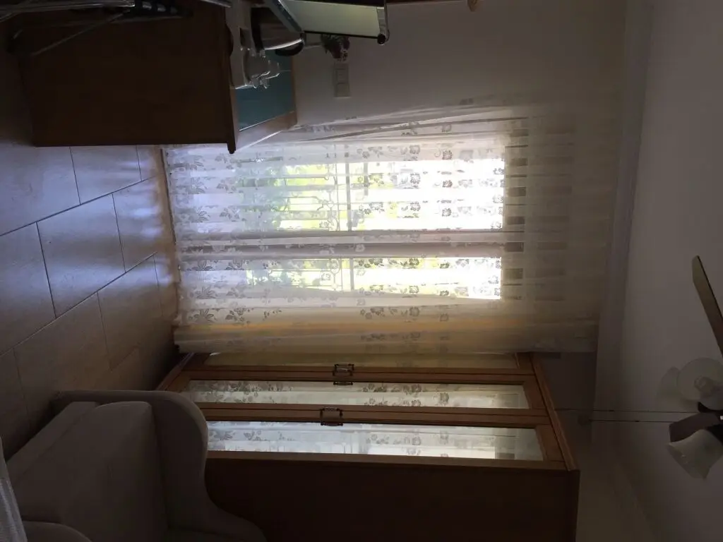 carousel image 4