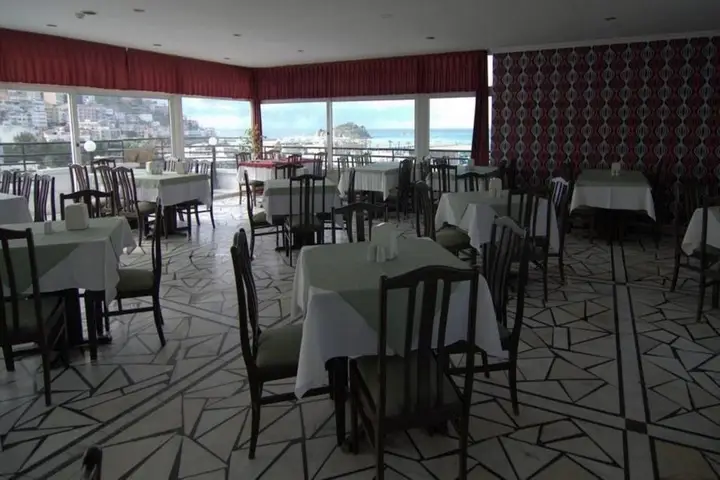 Кушадасы: Hotel Santur