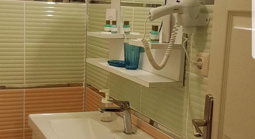 Бартын: Marina Pension