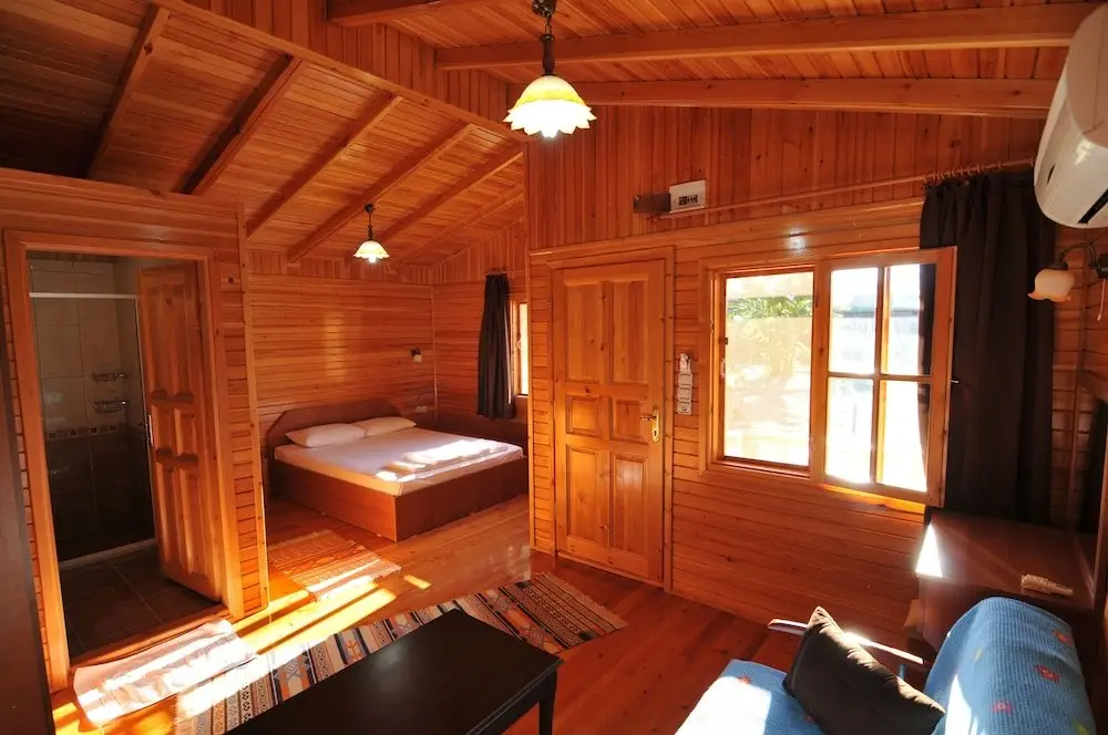 Чиралы: Ozge Hotel Bungalow