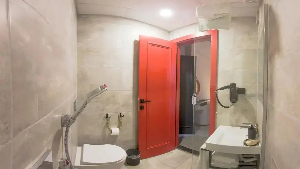 Бельдиби: Hotel Golden Sun