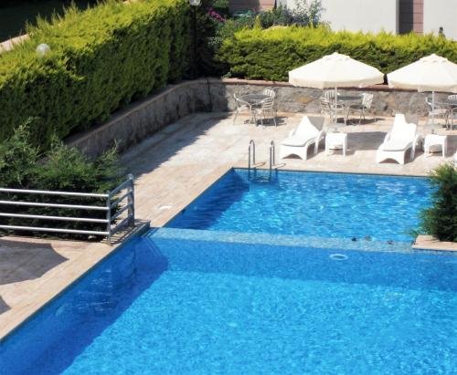 Гюмюшлюк: Villa Manzara caddesi
