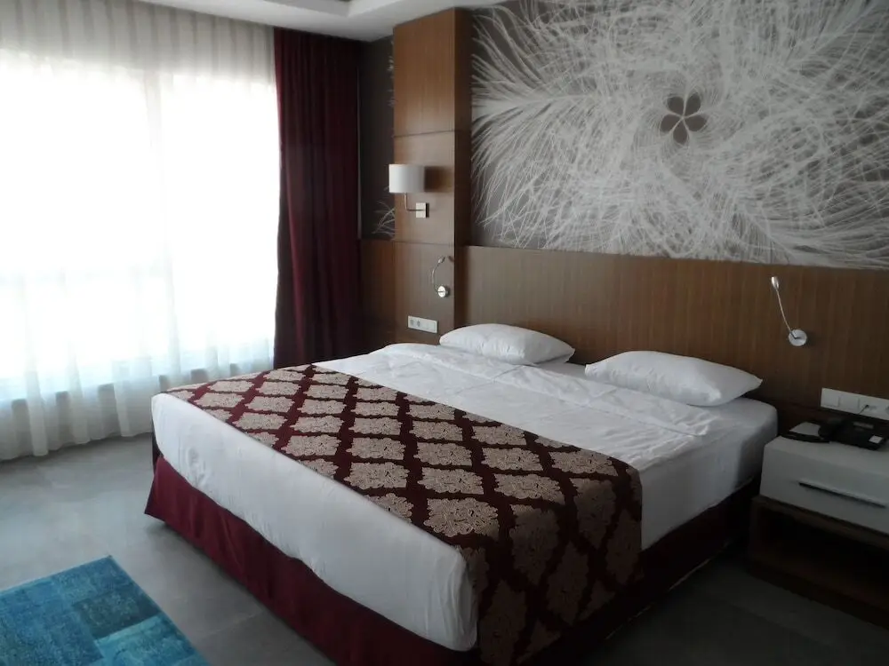 Гюллюк: Marine Suites and Spa