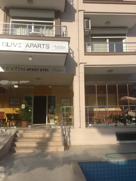 Чешме: Zeytin Apart Otel