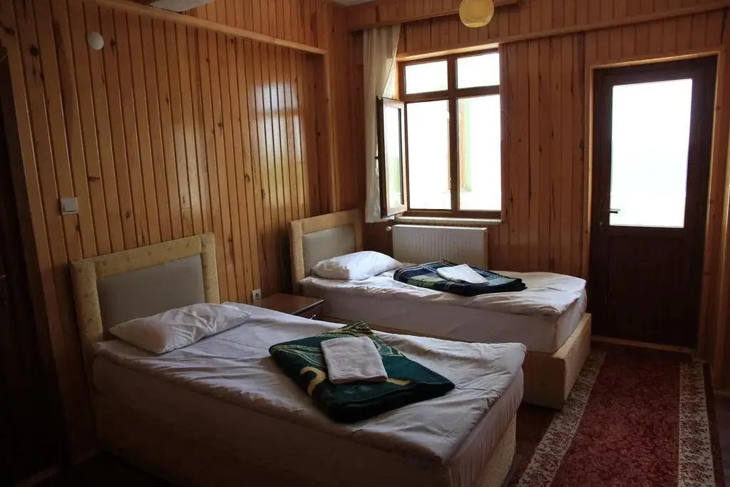 Узунгёль: Hotel Kardelen