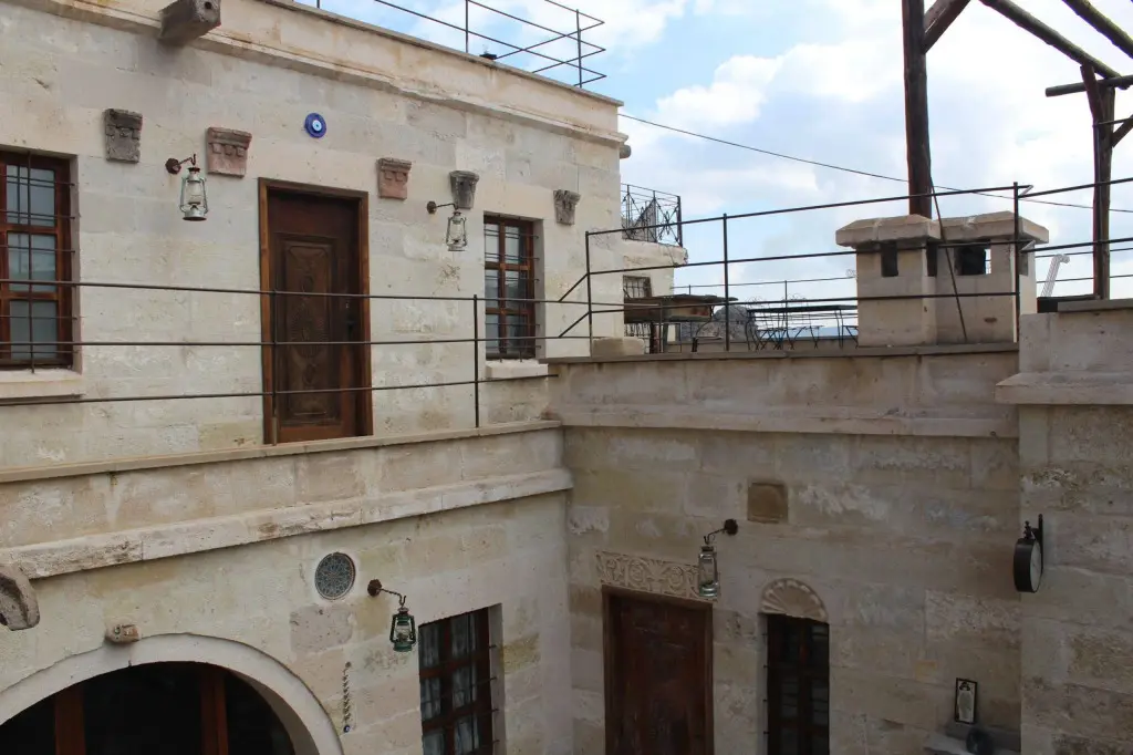 Ургуп: Eagle Cave Inn