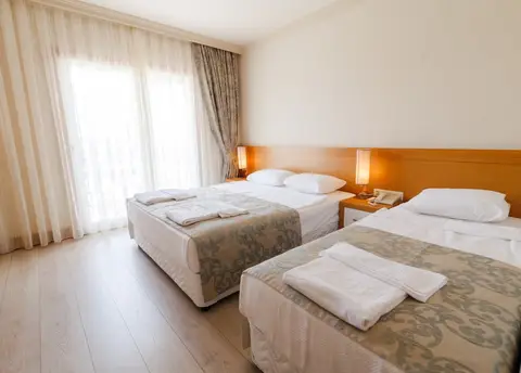 Отель L'Oceanica Beach Resort All Inclusive — фото 1