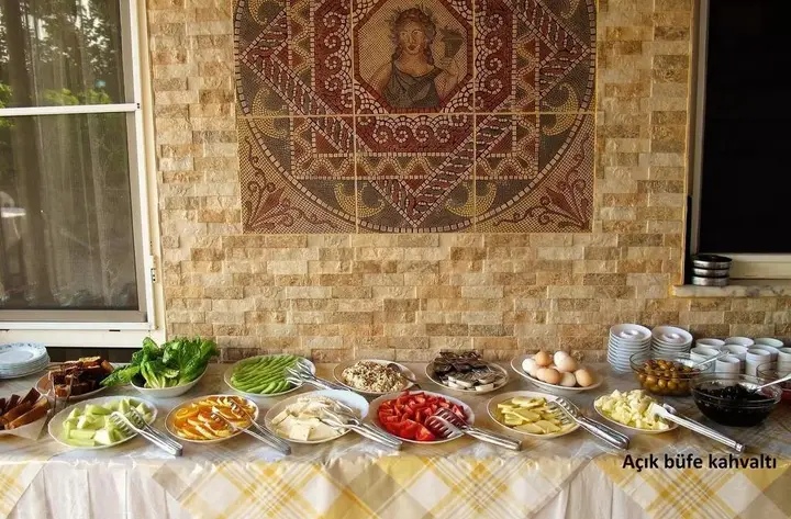 Кёйджегиз: Alila