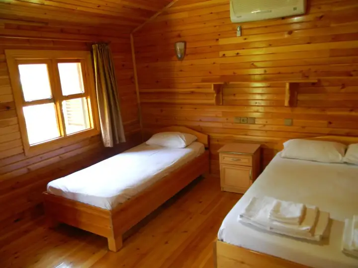 Чиралы: Armina Pension