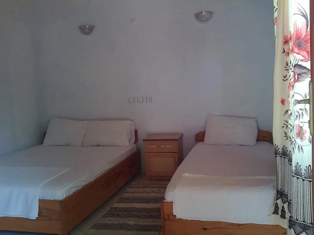 Чиралы: Engin Pension