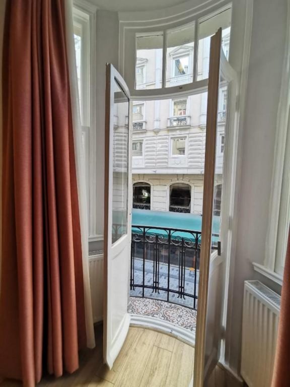 Стамбул: Апартаменты Cozy and Stylish 2br